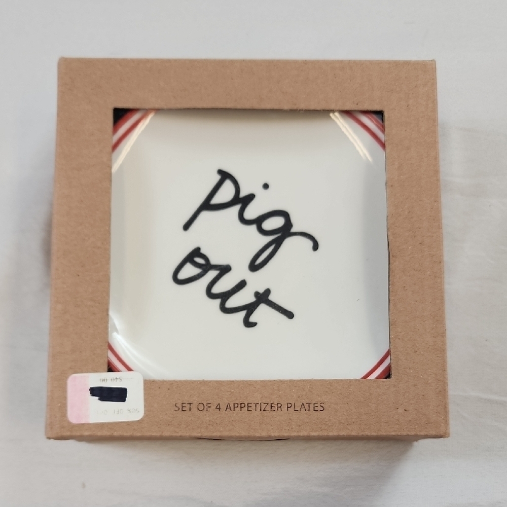 Formation Brands White Red Set Of 4x Appetizer Plates Black Text "Pig Out" NWT